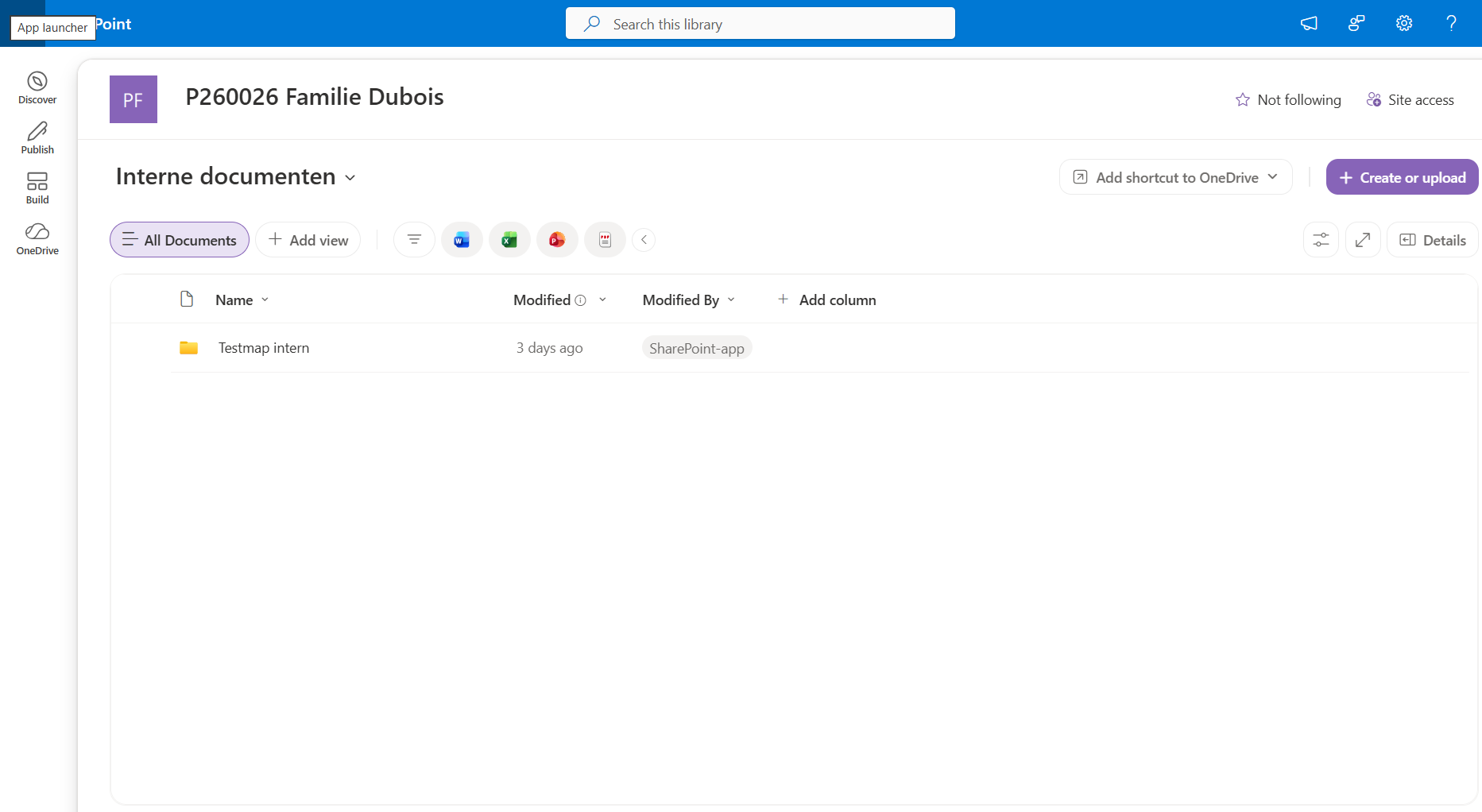 De SharePoint-site wordt aangemaakt op basis van een aanpasbare template. De interface is netjes opgekuist, zodat alleen zichtbaar is wat nuttig is.